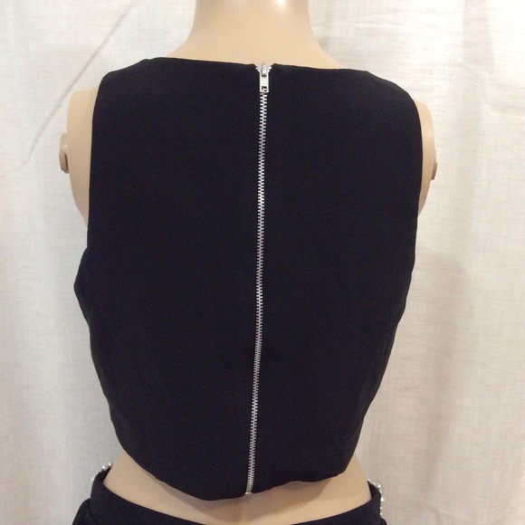 High neck jeweled black crop top - Picture 5 of 5